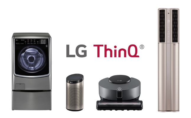 
LG전자 인공지능 브랜드 'LG 씽큐'와 주요 인공지능 생활가전. 왼쪽부터 트롬 씽큐 드럼세탁기, 인공지능 스피커 씽큐 허브, 코드제로 R9 씽큐, 휘센 씽큐 에어컨.ⓒLG전자 