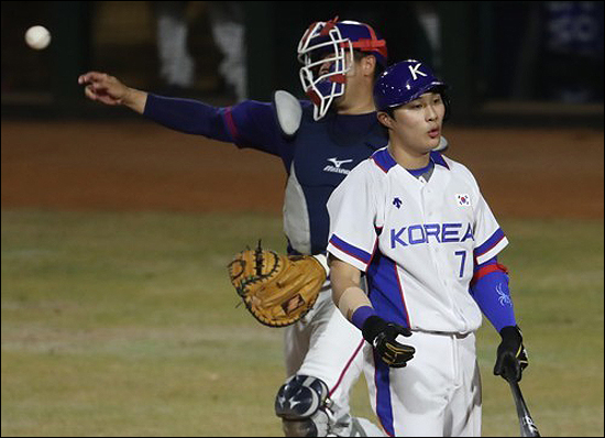 '핵타선'이라는 야구대표팀은 몇 수 아래 대만, 일본 투수들을 상대로 고전을 이어갔다. ⓒ 연합뉴스