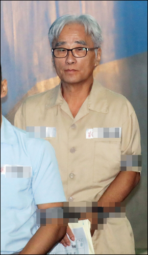 검찰이 이윤택 전 연희단거리패 예술감독에게 징역 7년을 구형했다. ⓒ 연합뉴스