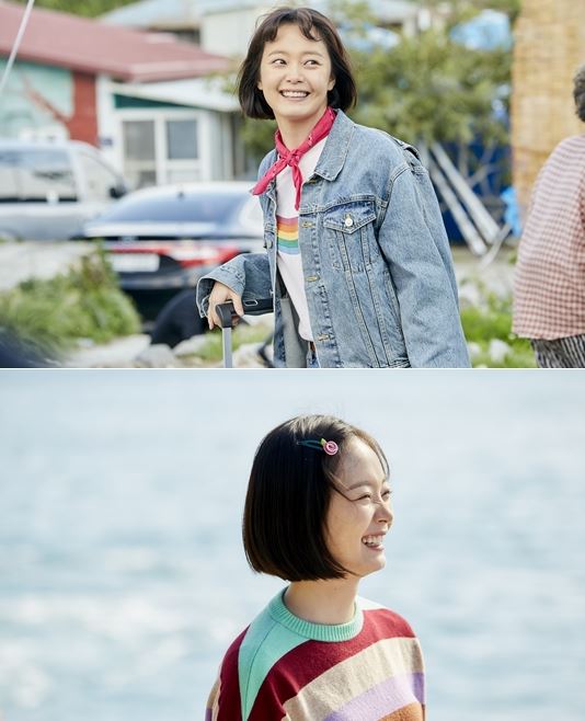 ‘톱스타 유백이’는 대형 사고를 쳐 외딴섬에 유배 간 톱스타 ‘유백’이 슬로 라이프의 섬 여즉도 처녀 ‘깡순’을 만나 벌어지는 문명충돌 로맨스다. ⓒ tvN