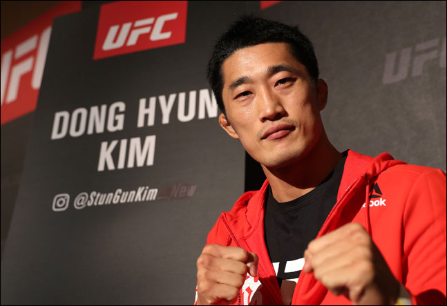 1년 9개월 만에 옥타곤에 복귀하는 정찬성을 위해 UFC 13승 파이터 ‘스턴건’ 김동현이 응원의 말을 전했다. ⓒ 스포티비 나우