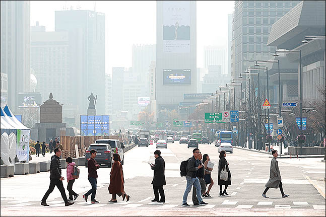 오늘날씨 미세먼지 '나쁨'…낮 10도 대체로 온화