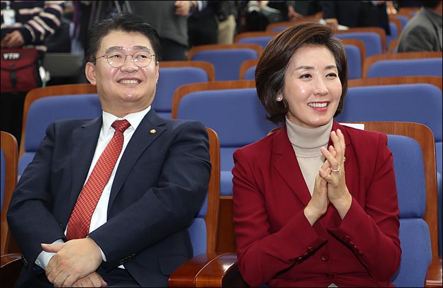 자유한국당 나경원 신임 원내대표와 정용기 정책위의장(자료사진) ⓒ데일리안 박항구 기자