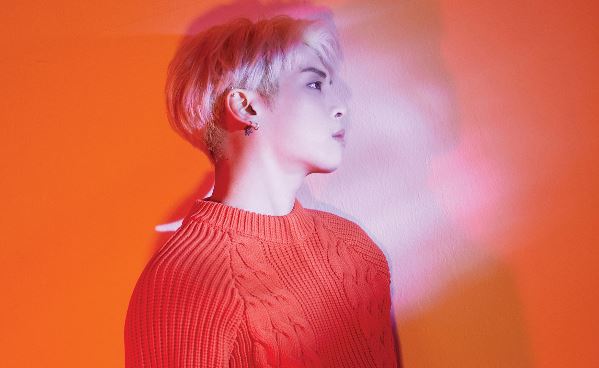 샤이니 종현의 앨범 ‘Poet ᛁ Artist’(포에트 ᛁ 아티스트)가 미국 빌보드가 선정한 ‘올해의 베스트 K-POP 앨범 20’ 2위에 올랐다. ⓒ SM