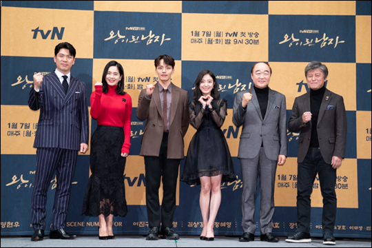 여진구 이세영 주연의 tvN 새 월화극 '왕이 된 남자'는 영화 '광해, 왕이 된 남자'의 리메이크작이다.ⓒtvN