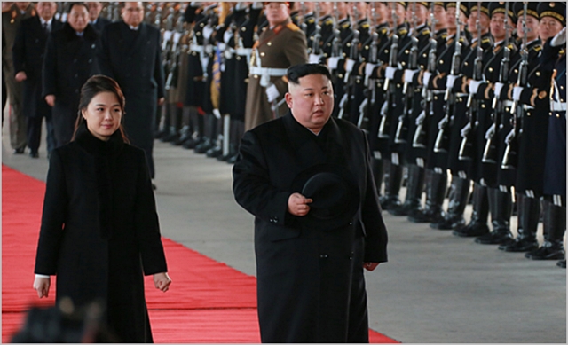 김정은 북한 국무위원장이 지난 7일 4차 방중길에 오르고 있다. ⓒ노동신문