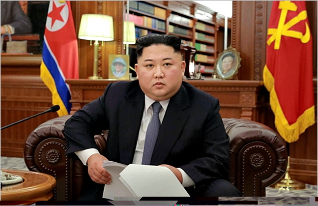 김정은 북한 국무위원장이 지난 1일 자신의 집무실에서 신년사를 발표하고 있다. ⓒ노동신문 