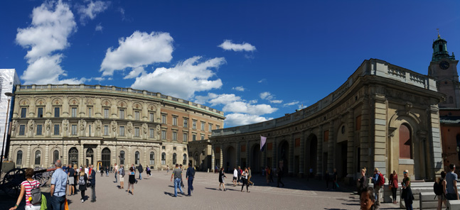 스웨덴에 대한 청년들의 열망은 복지 시스템과 함께 작지 않은 경제 규모에 대한 기대감에서 비롯된다. 사진은 스웨덴 스톡홀름 왕궁. (사진 = 이석원)
