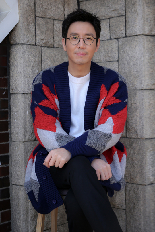 JTBC 'SKY 캐슬'에서 황치영 역을 맡은 최원영은 "큰 사랑을 받아 기쁘다"고 했다. ⓒ사람엔터테인먼트