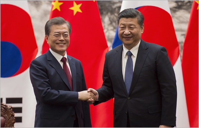 문재인 대통령과 시진핑 중국 국가주석 ⓒAP통신