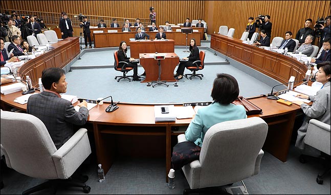 문재인 정부의 핵심 과제인 사법개혁을 수행하는 국회 사법개혁특별위원회의 동력이 약화될 수 있다는 말이 나온다. (자료사진) ⓒ데일리안 박항구 기자
