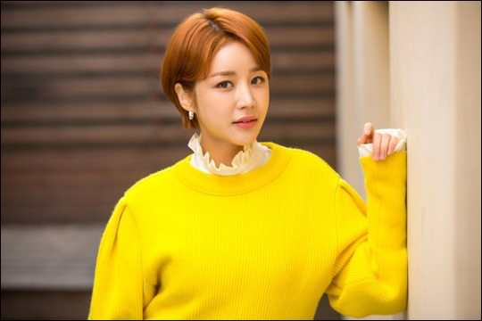 KBS2 '하나뿐인 내편'에서 밉상 캐릭터 장다야 역은 윤진이는 "사실적인 악역 연기를 하려고 노력했다"고 말했다.ⓒHB엔터테인먼트