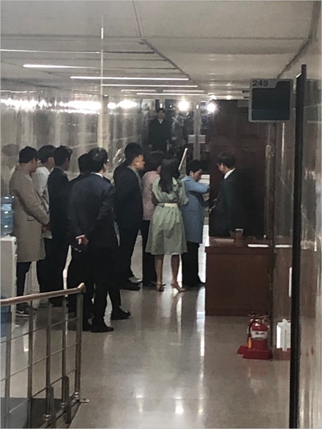 18일 이언주 바른미래당 의원이 의원총회 입장에 거부당하는 사태가 발생했다. ⓒ데일리안 김민주 기자 