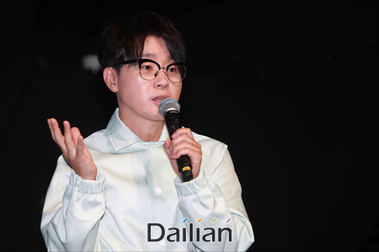 가수 이승환은 tvN 인생술집'에 출연해 "이 방송이 세상이 바뀌었다는 걸 적나라하게 보여준다"고 말했다.ⓒ데일리안 홍금표 기자