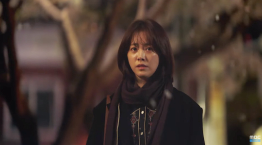 MBC 새 수목극 '봄밤'이 배우 한지민의 모습이 담긴 3차 티저 영상을 공개했다.ⓒMBC