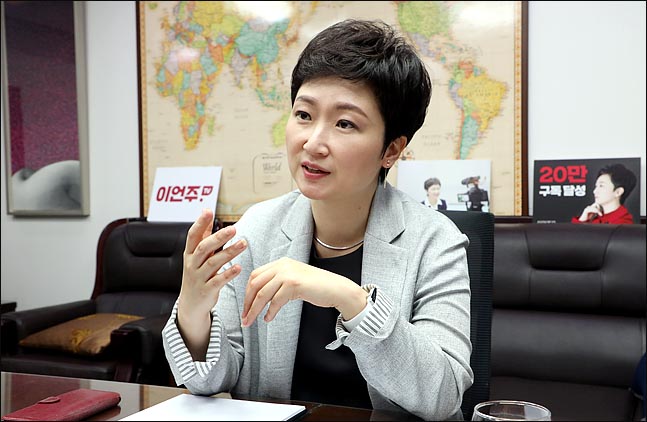 이언주 무소속 의원이 15일 오전 의원회관에서 데일리안과의 인터뷰에 응하고 있다. ⓒ데일리안 박항구 기자
