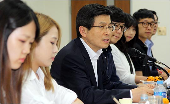 황교안 자유한국당 대표(자료사진)가 2030 청년 세대를 품기 위한 발걸음에 박차를 가하고 있다. ⓒ데일리안