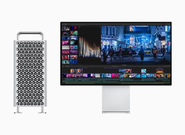 애플 고사양 PC ‘맥 프로’(왼쪽)와 모니터 ‘프로 디스플레이 XDR’.ⓒ애플