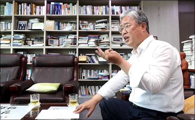 유성엽 민주평화당 원내대표가 13일 오후 의원회관에서 데일리안과 인터뷰를 갖고 있다. ⓒ데일리안 박항구 기자