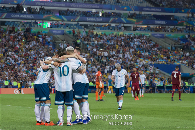 아르헨티나가 베네수엘라를 꺾고 코파 아메리카 4강에 안착했다. ⓒ 게티이미지