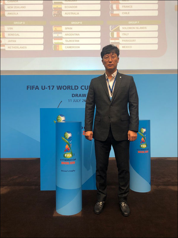 2019 FIFA U-27 월드컵 조추첨식에 참석한 김정수 감독. ⓒ 대한축구협회