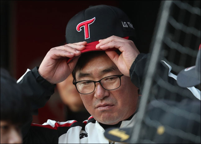 LG가 올 시즌에도 두산 트라우마를 극복하지 못하고 있다. ⓒ 연합뉴스