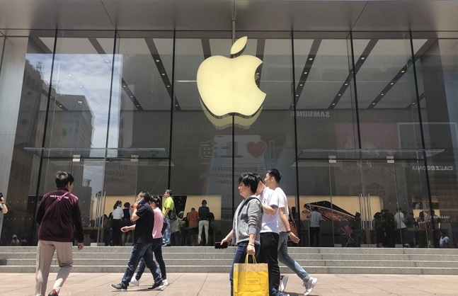중국 상하이 난징둥루에 있는 애플 스토어.ⓒ연합뉴스