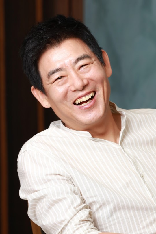 배우 성동일은 영화 '변신'에서 평범한 가장 강구 역을 맡았다.ⓒ(주)에이스메이커무비웍스