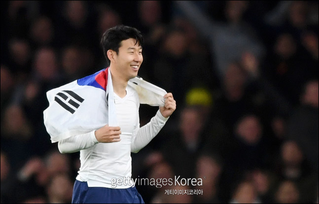 손흥민(토트넘)이 아시아 선수로는 최초로 국제축구선수협회(FIFPro)가 선정하는 월드 베스트11 후보에 올랐다. ⓒ 게티이미지