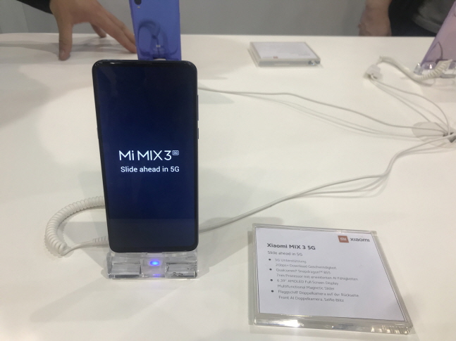 중국 샤오미 5G 폰 '미 믹스 3' 5G.ⓒ데일리안 이홍석기자
