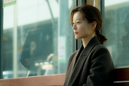 누적 판매 100만 부를 돌파한 동명의 베스트셀러를 원작으로 영화 '82년생 김지영'에서 정유미가 김지영으로 분해 30대 여성을 삶을 보여준다.ⓒ롯데엔터테인먼트