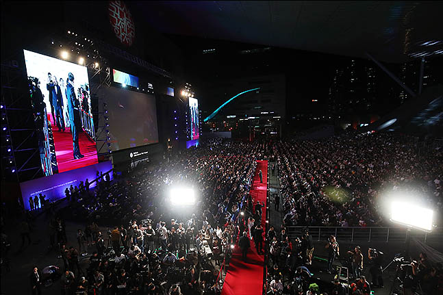 3일 오후 부산 해운대구 영화의 전당에서제 24회 부산국제영화제 개막식이 열리고 있다. ⓒ데일리안 류영주 기자