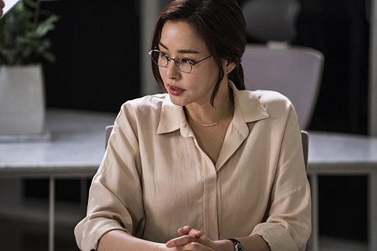 배우 조진웅과 이하늬가 영화 '블랙머니'에서 호흡한 소감을 전했다.ⓒ에이스메이커무비웍스