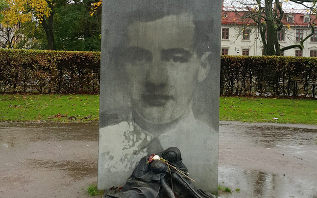 발렌베리 가문 노블리스 오블리제의 표본으로 일컬어지는 라울 발렌베리. 예테보리에 있는 그의 기념비다. (사진 = 이석원)