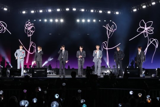 그룹 방탄소년단(BTS)이 서울 콘서트를 끝으로 14개월에 걸친 월드투어의 대장정을 성공적으로 마무리, 한국 대중음악계에서 새 역사를 썼다.ⓒ빅히트