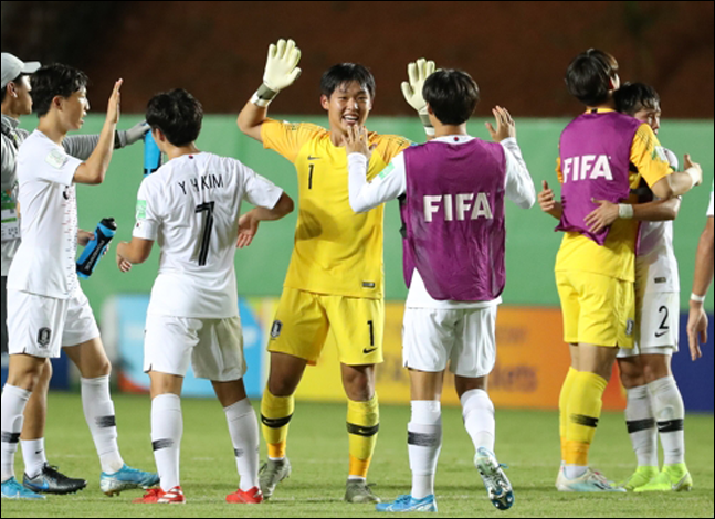 한국의 U-17 월드컵 8강전 상대가 일본이 아닌 멕시코로 결정됐다. ⓒ 연합뉴스