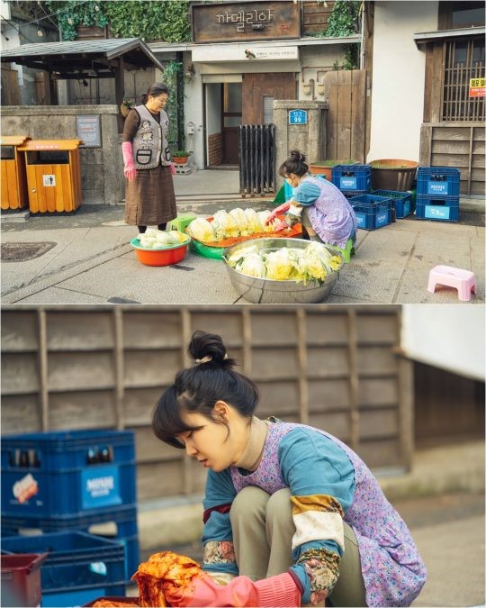 KBS2 수목드라마 '동백꽃 필 무렵'에서 겨울 김장에 온 힘을 쏟고 있는 공효진이 포착됐다.ⓒ팬엔터테인먼트