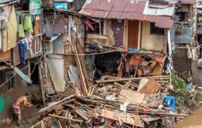 인도네시아 자카르타 수도권에 새해 첫날 쏟아진 폭우와 홍수에 따른 사망자가 43명으로 늘었다. ⓒ연합뉴스
