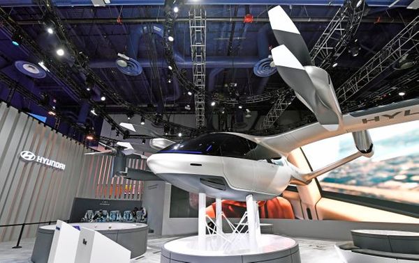 현대자동차가 CES 2020에서 공개한 개인용 비행체(PAV) 콘셉트 'S-A1'. ⓒ현대자동차