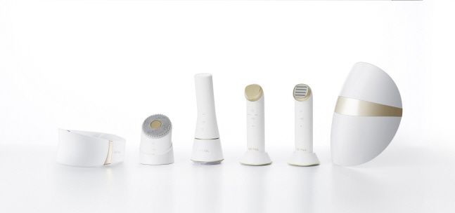 LG 프라엘 6종 제품 이미지. 왼쪽부터 더마 LED 넥케어, 초음파 클렌저, 듀얼 브러시 클렌저, 갈바닉 이온 부스터, 토탈 타이트 업 케어, 더마 LED 마스크.ⓒ LG전자