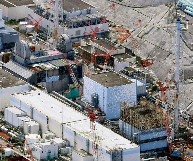 일본 후쿠시마현 오쿠마에 있는 후쿠시마 원전의 2017년 9월 4일월 모습. 일본 정부는 원전 오염수의 해양방출을 추진하고 있다.ⓒAP/뉴시스