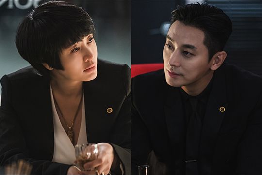 '하이에나' 김혜수와 주지훈의 위스키 회동에 시청자들의 관심이 집중되고 있다. ⓒ SBS