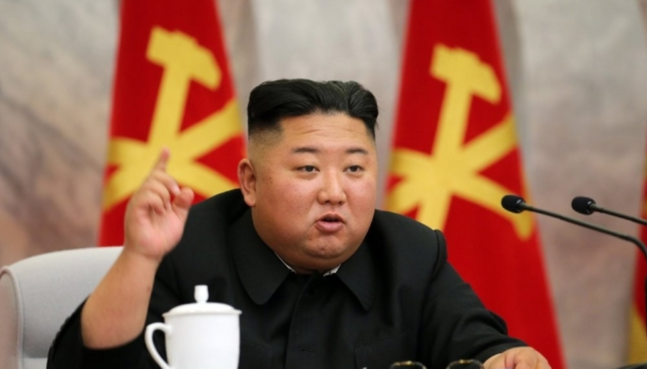 북한 김정은 국무위원장 주재로 노동당 중앙군사위원회 제7기 제4차 확대회의가 진행됐다고 조선중앙통신이 24일 보도했다. ⓒ연합뉴스