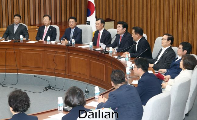 26일 오후 서울 여의도 국회에서 미래한국당 의원 당선인 합동회의가 열리고 있다. ⓒ데일리안 홍금표 기자