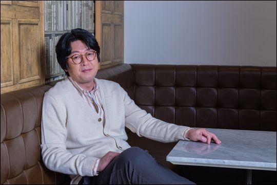 '미성년'을 연출한 김윤석은 "평범한 사람들의 비범한 이야기에 끌린다"고 했다.ⓒ쇼박스