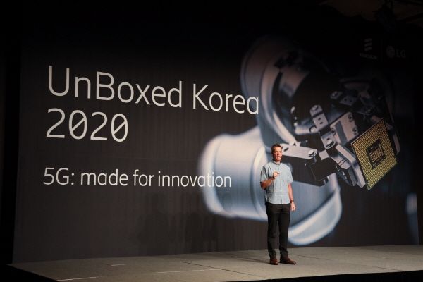 호칸셀벨 에릭슨엘지 최고경영자(CEO)가 30일 열린 'UnBoxed Korea 2020’에서 개회사를 하고 있다.ⓒ에릭슨엘지