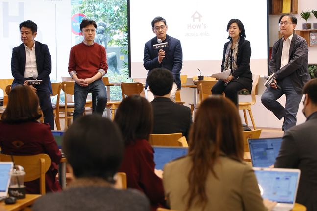 하우스 이사장을 맡고 있는 오신환 전 미래통합당 의원이 21일 오후 서울 여의도 협동조합 정치카페 '하우스(How's)'에서 공식 오픈을 앞두고 기자회견을 하고 있다. ⓒ데일리안 류영주 기자