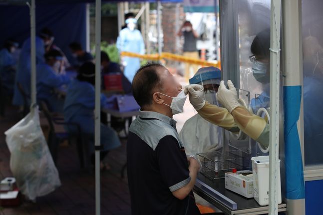 서울시는 19일 0시부터 오후 6시까지 추가로 파악된 서울 내 신종 코로나바이러스 감염증(코로나19) 확진자가 124명이라고 밝혔다.(자료사진) ⓒ데일리안 류영주 기자