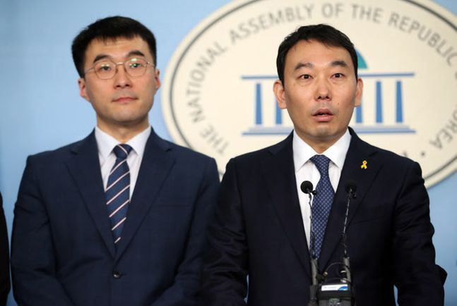 더불어민주당 김남국(왼)·김용민(오) 의원 ⓒ연합뉴스