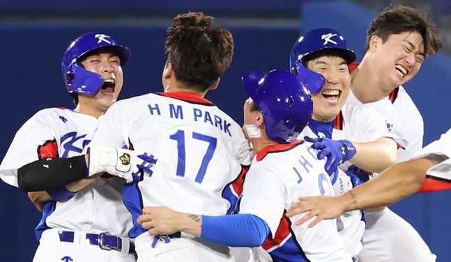 한국 야구대표팀이 도미니카공화국을 상대로 9회 대역전극을 펼쳤다. ⓒ 뉴시스